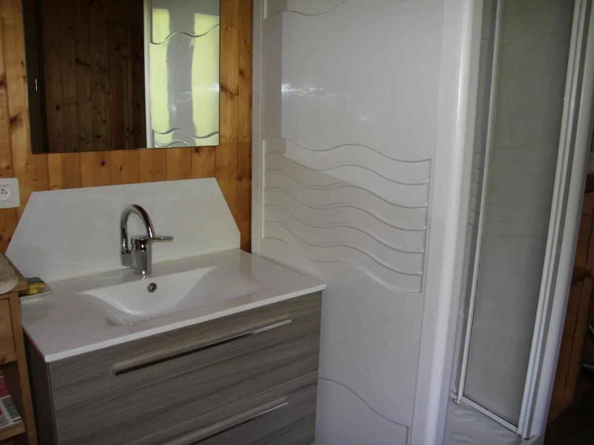 Chalet Familial 5 Chambres Pour 8 Personnes A Saint-Jean-De-Sixt - Fr-1-459-160